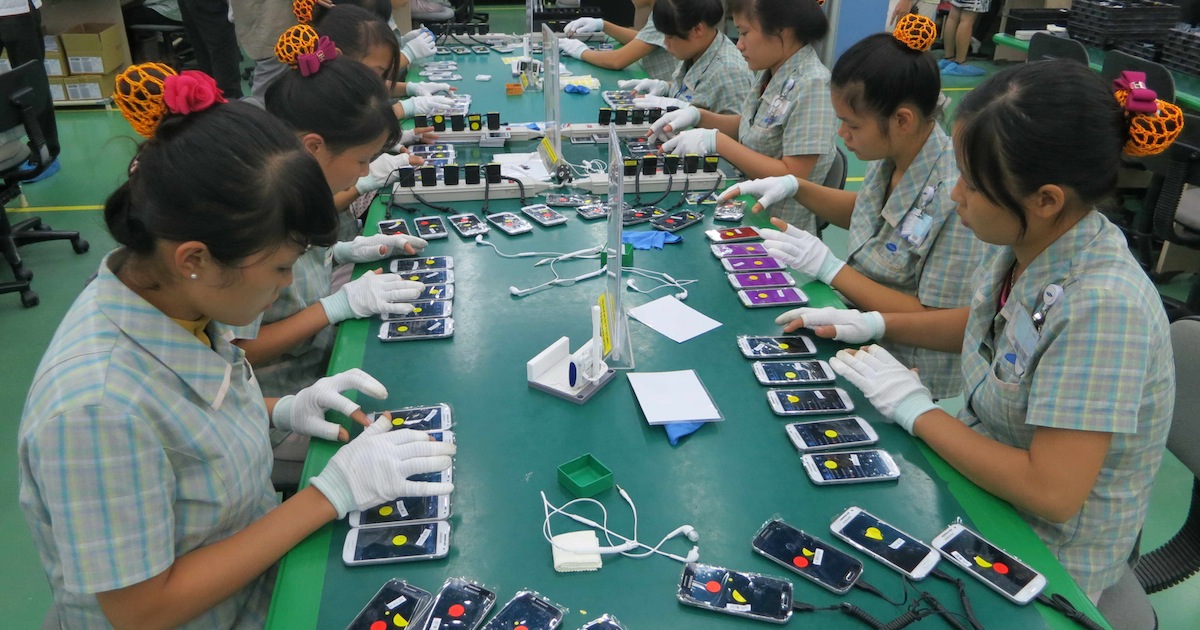 belabored podcast 142 smartphone sweatshops in asia store worker