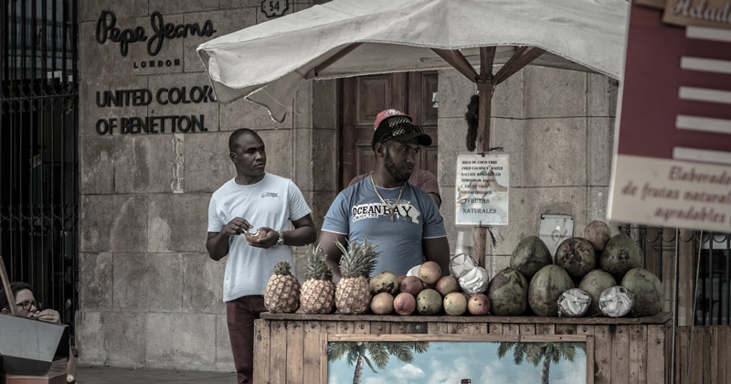 Street vendor in old Havana